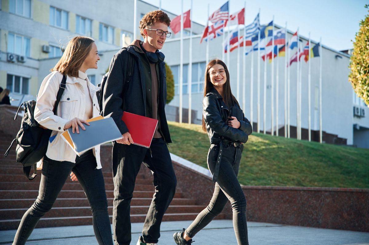 Як вибрати країну для другої вищої освіти за кордоном?